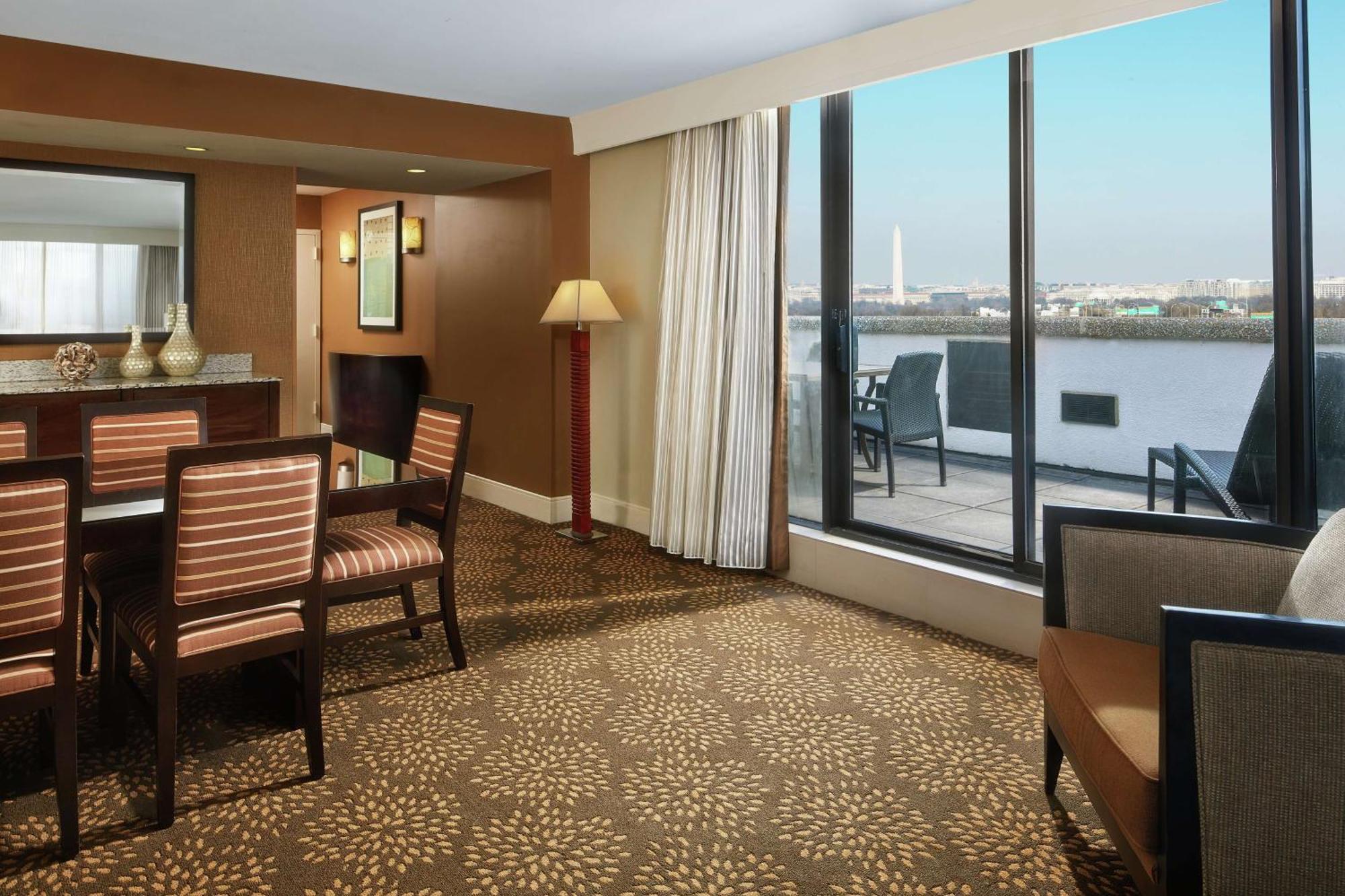 Doubletree By Hilton Washington Dc - Crystal City Arlington Exteriér fotografie
