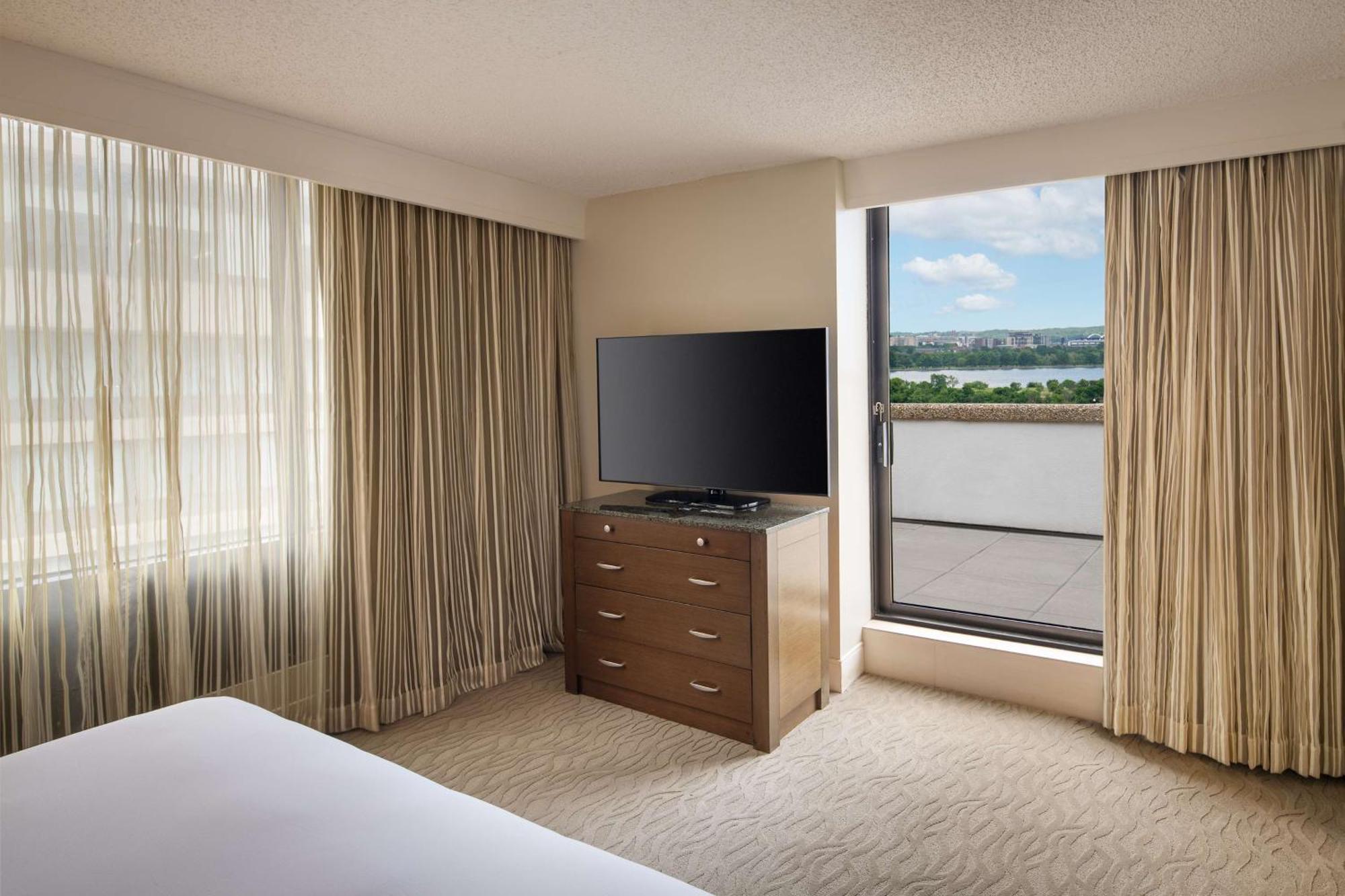 Doubletree By Hilton Washington Dc - Crystal City Arlington Exteriér fotografie
